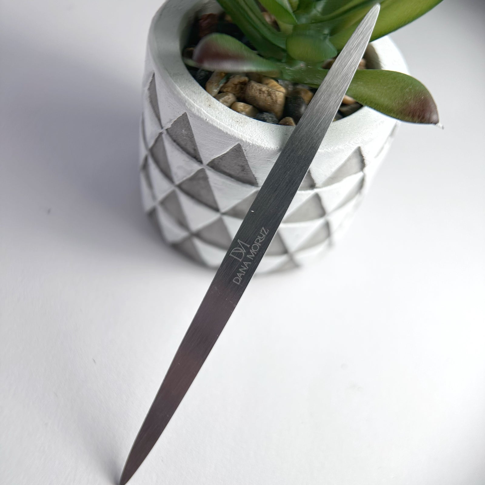 Mini Lima in metallo by Dana Moruz - French a muretto