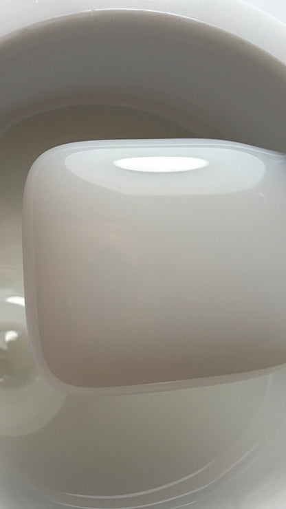 Rubber Strong Base  Milky White  03 20ml