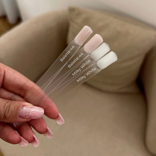 Base cover - Milky white e Balette 44 - 12ml - 9Muffins