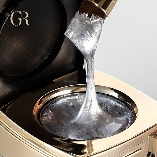 Metallic Gel Gulauri, gel decorativo per unghie con effetto metallico brillante e coprenza intensa